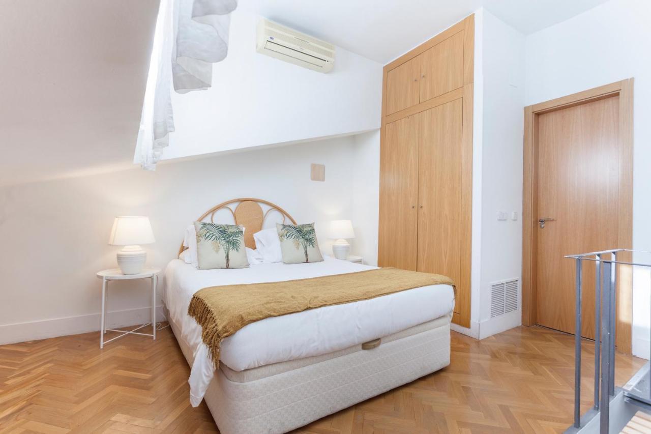 Apartamento Barquillo Duplex En มาดริด ภายนอก รูปภาพ
